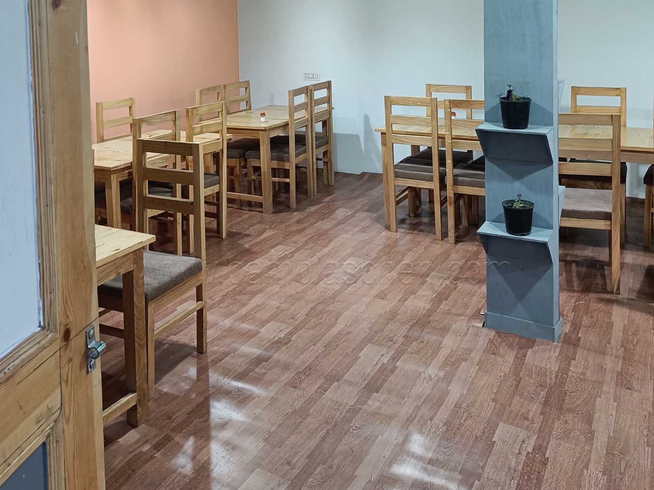 Camp Laschen Restaurant