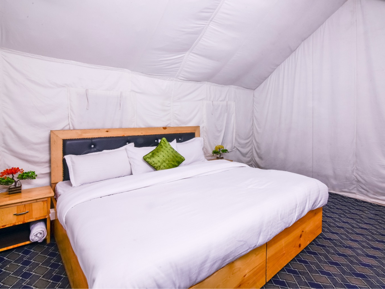 Camp Laschen Double Beded Room