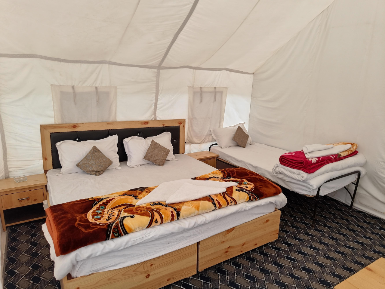 Camp Laschen Double Beded Room